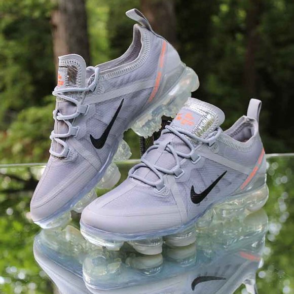 Nike Air VaporMax 2019 Wolf Grey Size 5Y - Picture 8 of 13